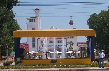 mamaia2.jpg